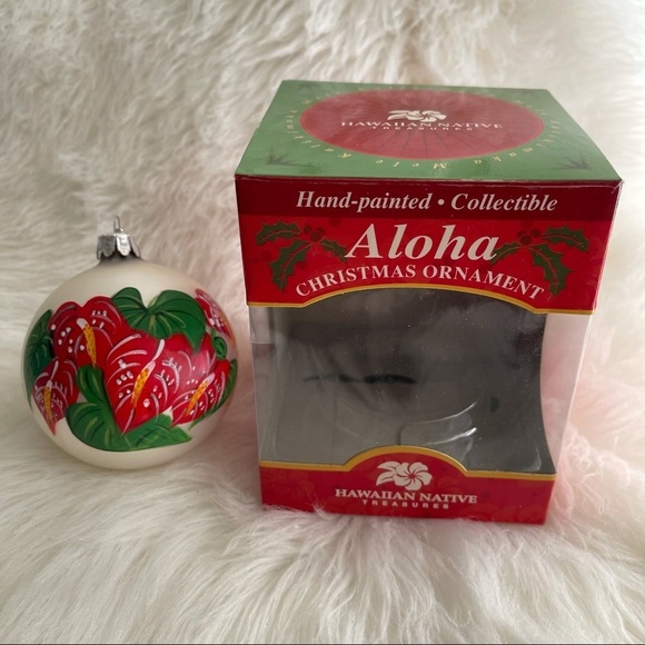 Glass Ornament Anthurium Hawaiian Christmas Tree - Picture 2 of 9